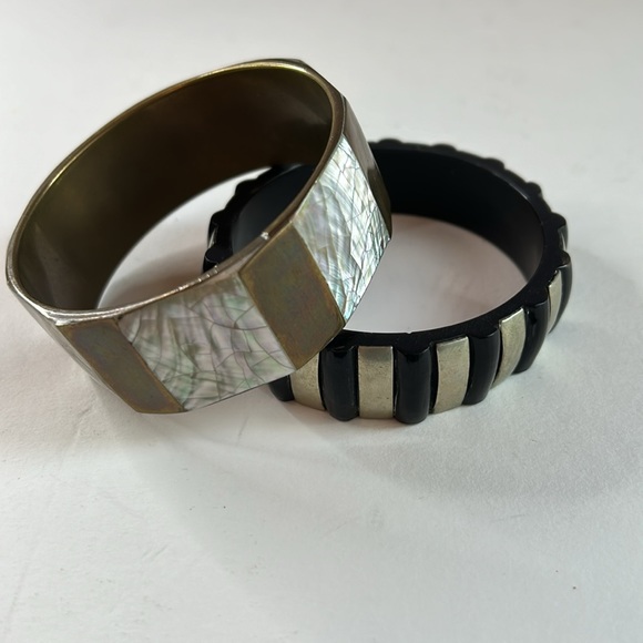 Y2K Two vintage striped wide bangle bracelets - Picture 1 of 9